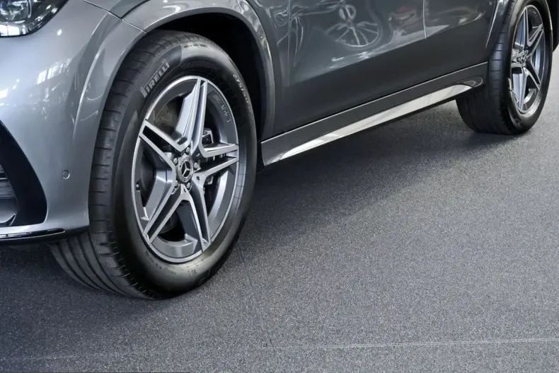 Mercedes-Benz GLE 450 (Clasa GLE) din 2025 cu 5.911 km - oferta MER257649 - foto 5