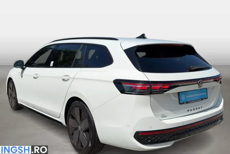 Volkswagen Passat Variant din 2025 cu 12.818 km - oferta VOL257667 - foto 4