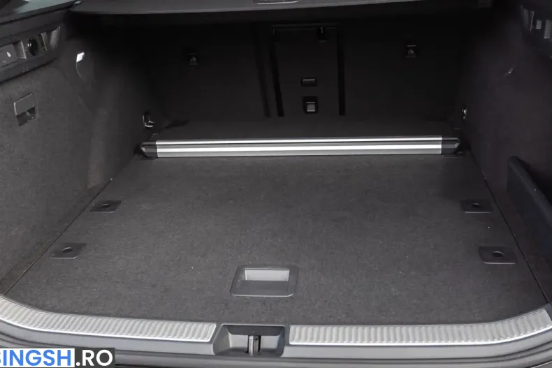 Volkswagen Passat din 2025 cu 11.800 km - oferta VOL257671 - foto 19