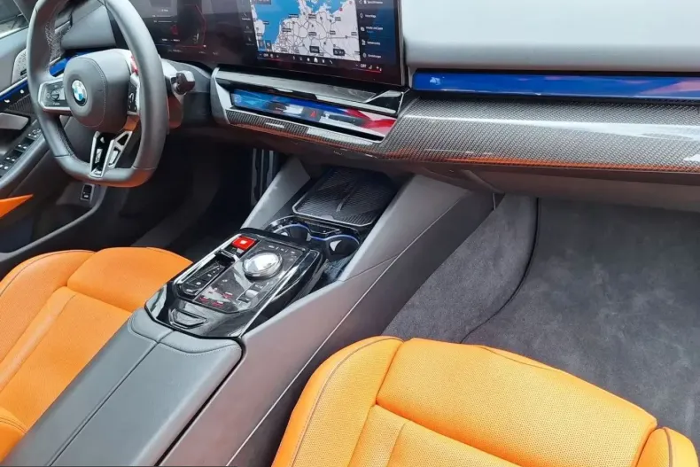 BMW M5 (Seria 5) din 2025 cu 15.930 km - oferta BMW257685 - foto 6