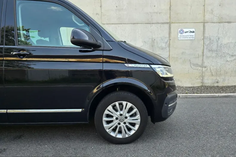 Volkswagen T6 Multivan din 2022 cu 72.278 km - oferta VOL257696 - foto 17