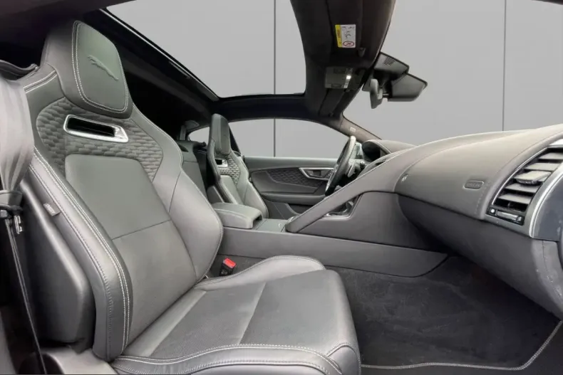 Jaguar F-Type din 2022 cu 44.555 km - oferta JAG257702 - foto 6