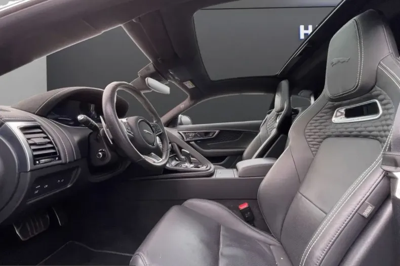Jaguar F-Type din 2022 cu 44.555 km - oferta JAG257702 - foto 11
