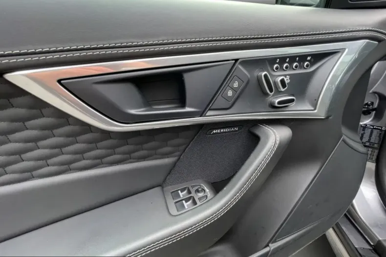Jaguar F-Type din 2022 cu 44.555 km - oferta JAG257702 - foto 12