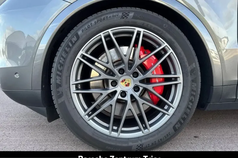 Porsche Cayenne din 2024 cu 34.500 km - oferta POR257704 - foto 8