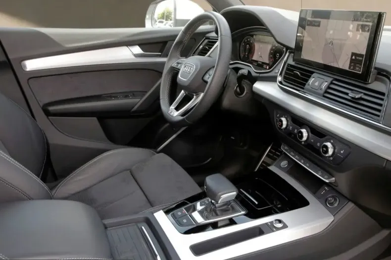 Audi Q5 din 2025 cu 5.650 km - oferta AUD257707 - foto 13