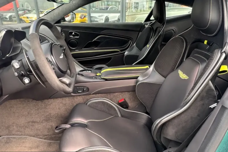 Aston Martin DBS din 2024 cu 2.800 km - oferta AST257716 - foto 9