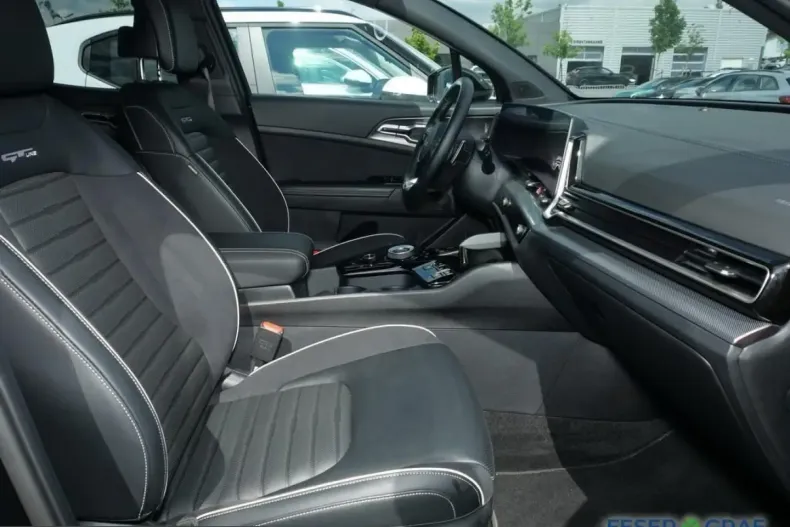 Kia Sportage din 2025 cu 4.584 km - oferta KIA257727 - foto 4