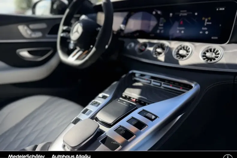 Mercedes-Benz AMG GT (Clasa GT) din 2024 cu 5.435 km - oferta MER257735 - foto 15