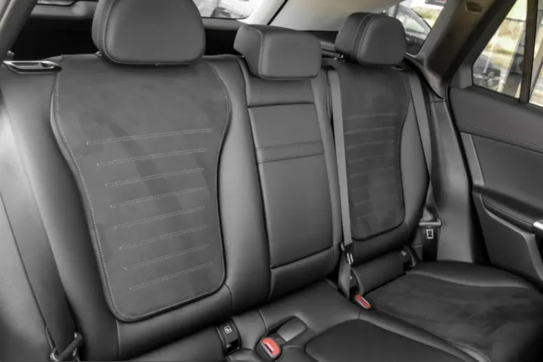 Mercedes-Benz GLC 450 (Clasa GLC) din 2025 cu 18.235 km - oferta MER257740 - foto 4