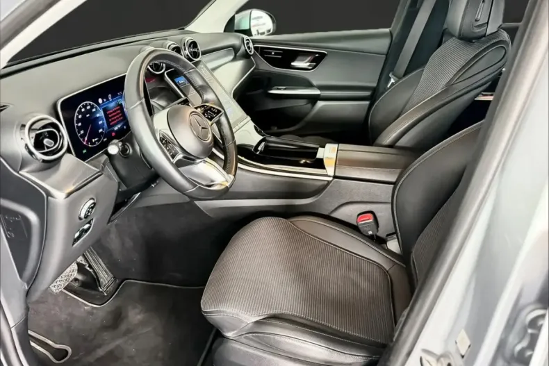 Mercedes-Benz GLC 200 (Clasa GLC) din 2023 cu 69.700 km - oferta MER257751 - foto 20