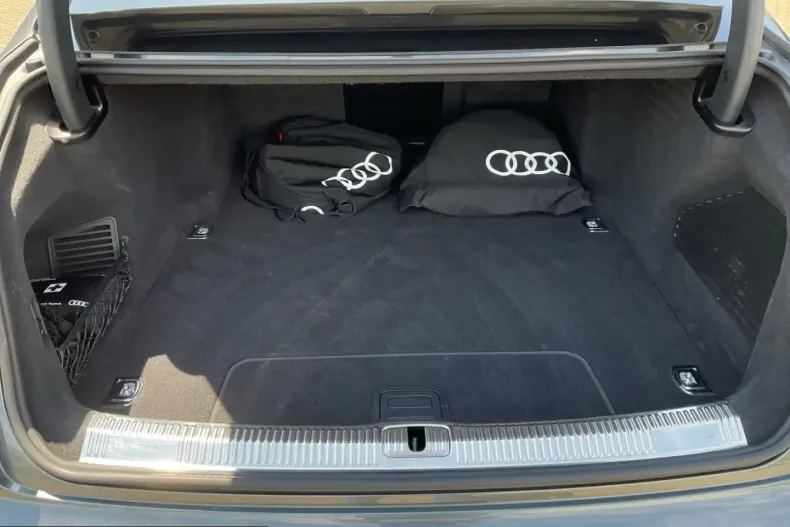 Audi A8 din 2023 cu 67.487 km - oferta AUD257755 - foto 17