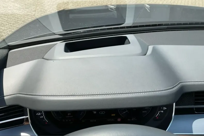 Audi A8 din 2023 cu 67.487 km - oferta AUD257755 - foto 25