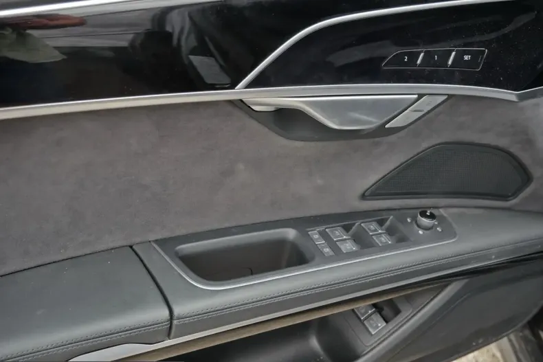 Audi A8 din 2025 cu 39.527 km - oferta AUD257756 - foto 20