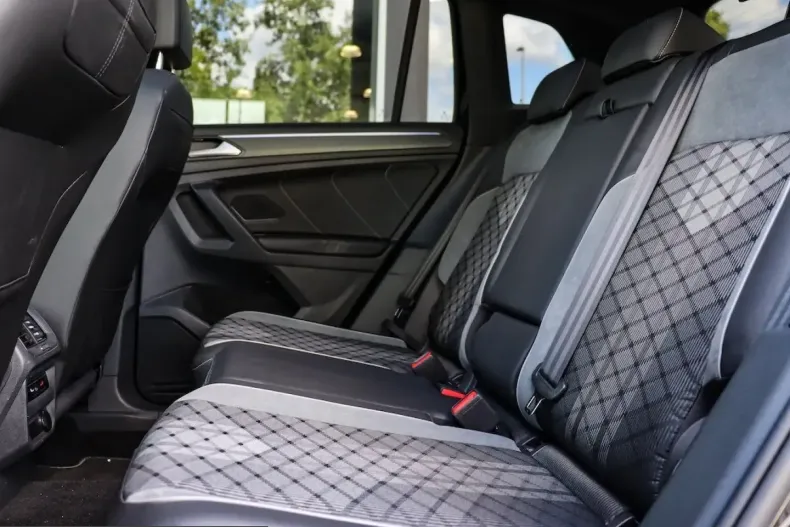 Volkswagen Tiguan din 2024 cu 22.900 km - oferta VOL257764 - foto 24