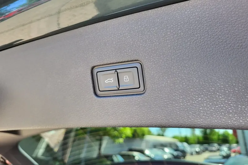 Audi Q8 din 2023 cu 44.821 km - oferta AUD257765 - foto 11