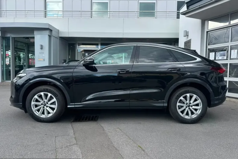 Audi Q5 din 2025 cu 16.400 km - oferta AUD257767 - foto 4