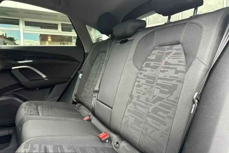 Audi Q5 din 2025 cu 16.400 km - oferta AUD257767 - foto 15