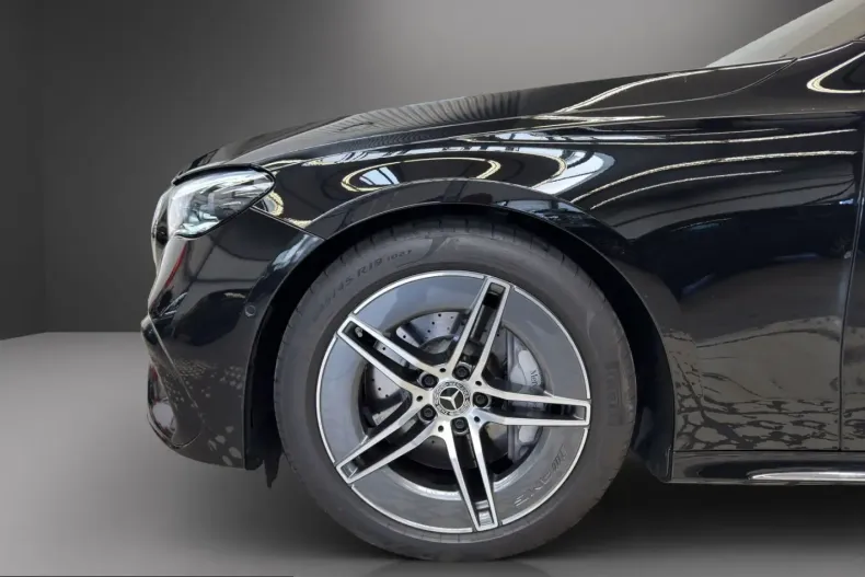 Mercedes-Benz E 450 (Clasa E) din 2025 cu 14.150 km - oferta MER257770 - foto 4