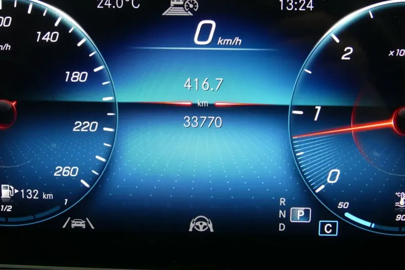 Mercedes-Benz GLE 400 (Clasa GLE) din 2023 cu 32.948 km - oferta MER257774 - foto 34