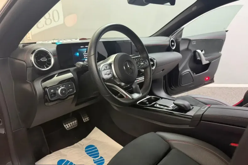 Mercedes-Benz CLA 250 (Clasa CLA) din 2023 cu 65.000 km - oferta MER257775 - foto 8