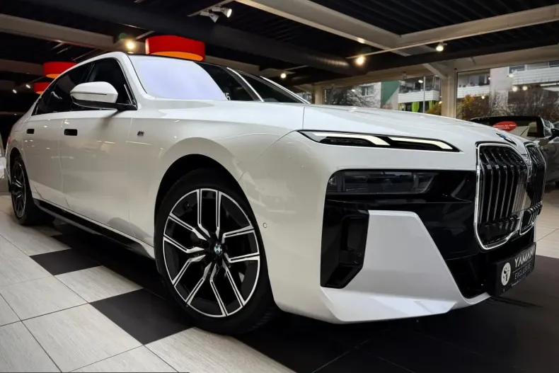 BMW 740 (Seria 7) din 2024 cu 42.000 km - oferta BMW257777 - foto 6