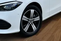Mercedes-Benz C 400 (Clasa C) din 2024 cu 47.785 km - oferta MER257781 - foto 5