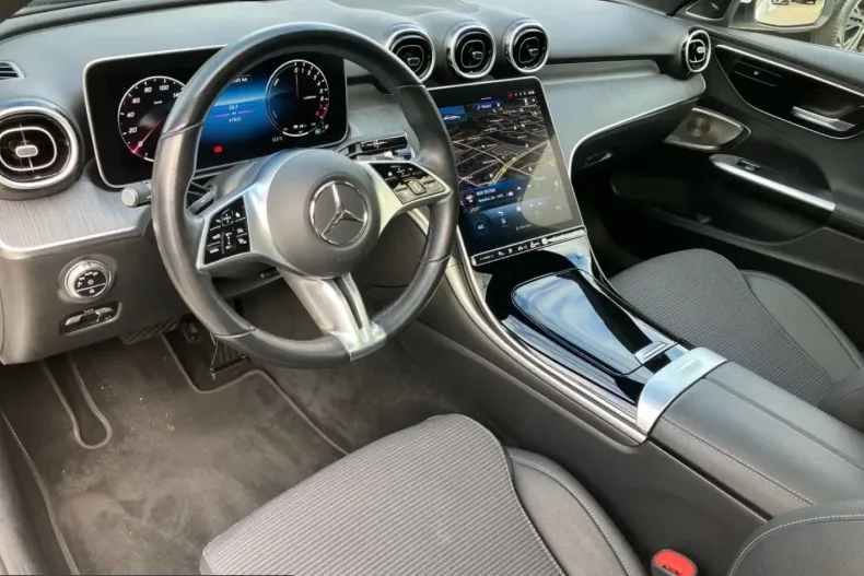 Mercedes-Benz C 400 (Clasa C) din 2024 cu 47.785 km - oferta MER257781 - foto 13