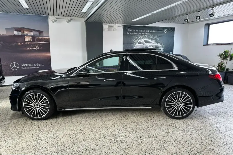 Mercedes-Benz E 300 (Clasa E) din 2025 cu 17.781 km - oferta MER257785 - foto 2