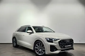 Audi Q8 din 2025 - oferta AUD257796