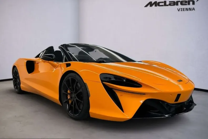 McLaren Artura din 2024 cu 35.000 km - oferta MCL257799 - foto 2
