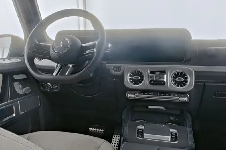 Mercedes-Benz G 450 (Clasa G) din 2025 cu 29.640 km - oferta MER257802 - foto 7