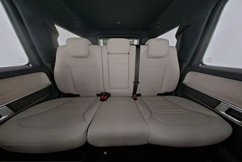 Mercedes-Benz G 450 (Clasa G) din 2025 cu 29.640 km - oferta MER257802 - foto 9