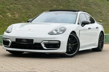 Porsche Panamera din 2022 - oferta POR257813