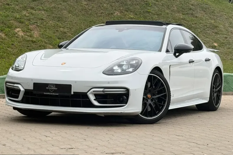 Porsche Panamera din 2022 cu 78.000 km - oferta POR257813 - foto 1