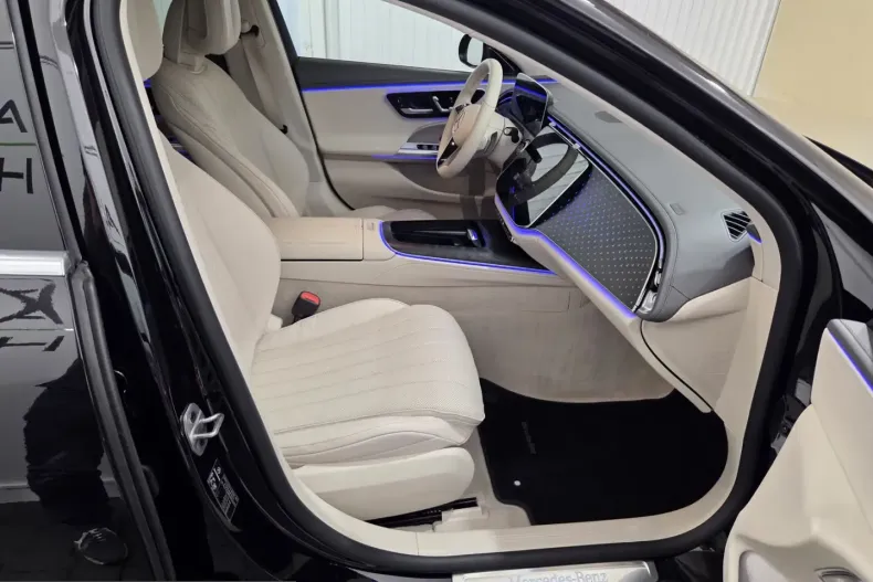 Mercedes-Benz E 450 (Clasa E) din 2024 cu 88.330 km - oferta MER257821 - foto 4