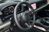 Porsche Cayenne din 2025 cu 2.800 km - oferta POR257822 - foto 7