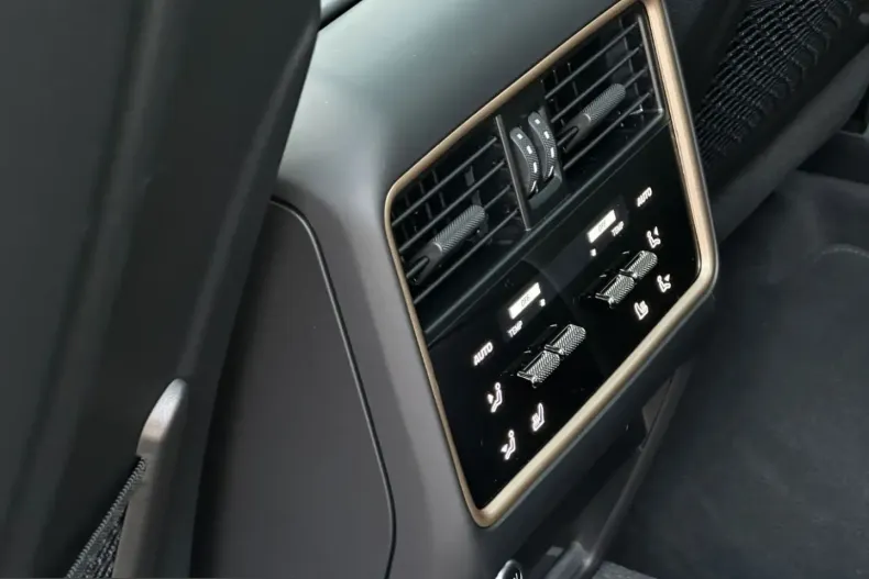 Porsche Cayenne din 2025 cu 2.800 km - oferta POR257822 - foto 21