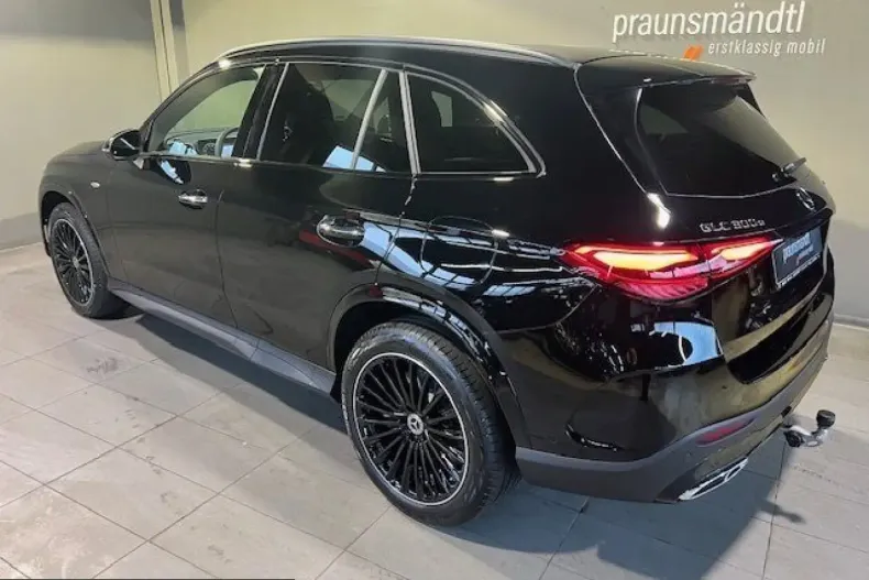 Mercedes-Benz GLC 300 (Clasa GLC) din 2024 cu 70.297 km - oferta MER257831 - foto 2
