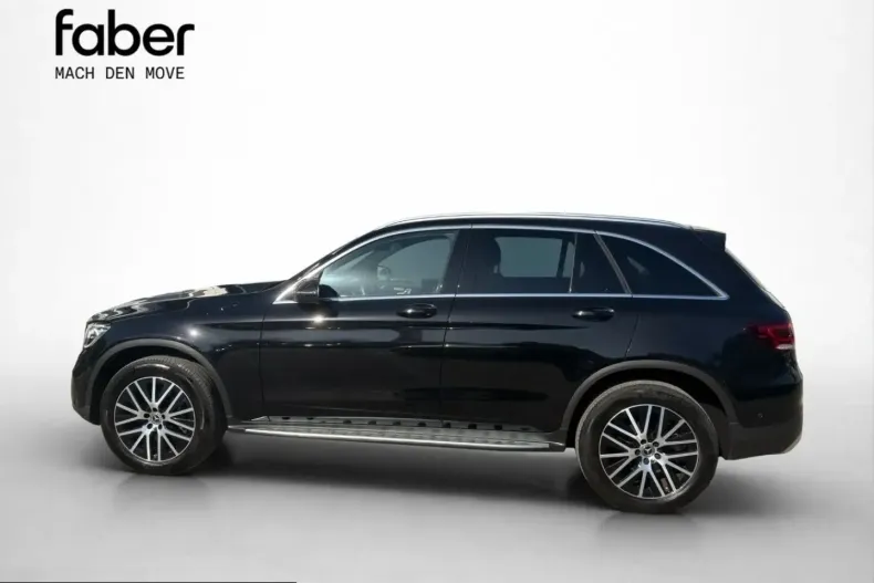 Mercedes-Benz GLC 300 (Clasa GLC) din 2022 cu 36.061 km - oferta MER257833 - foto 3