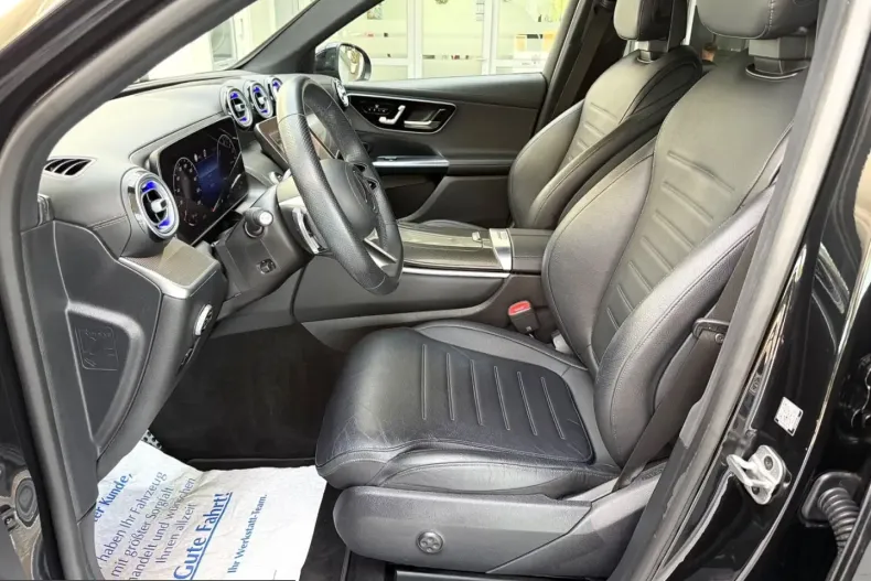 Mercedes-Benz GLC 300 (Clasa GLC) din 2023 cu 23.900 km - oferta MER257836 - foto 26