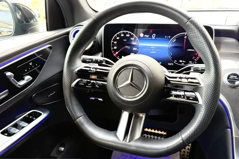 Mercedes-Benz GLC 300 (Clasa GLC) din 2023 cu 23.900 km - oferta MER257836 - foto 30