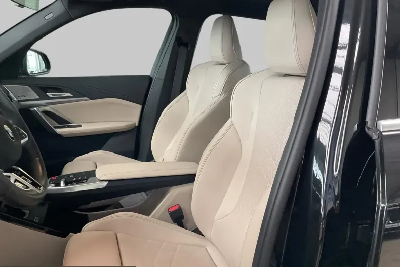 BMW X1 (Seria X) din 2023 cu 12.400 km - oferta BMW257844 - foto 8