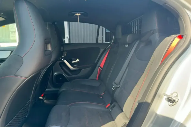 Mercedes-Benz A 45 AMG (Clasa A) din 2022 cu 45.000 km - oferta MER257852 - foto 11