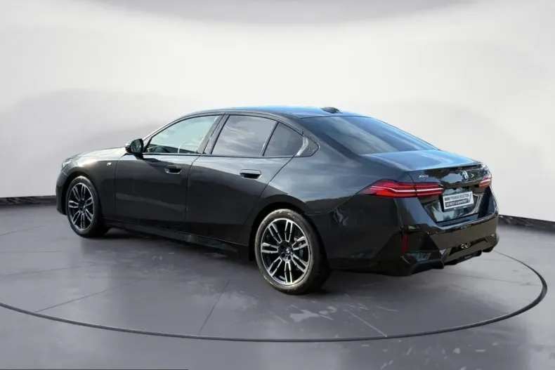BMW 520 (Seria 5) din 2025 cu 21.133 km - oferta BMW257872 - foto 3