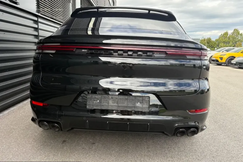 Porsche Cayenne din 2025 cu 10.700 km - oferta POR257874 - foto 8
