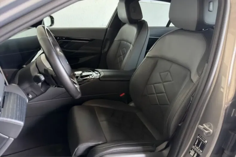 BMW 520 (Seria 5) din 2024 cu 39.956 km - oferta BMW257880 - foto 6