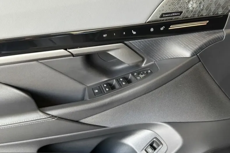 BMW 520 (Seria 5) din 2024 cu 39.956 km - oferta BMW257880 - foto 11