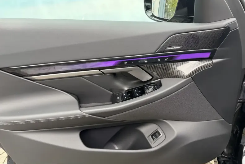 BMW 520 (Seria 5) din 2025 cu 27.070 km - oferta BMW257882 - foto 10