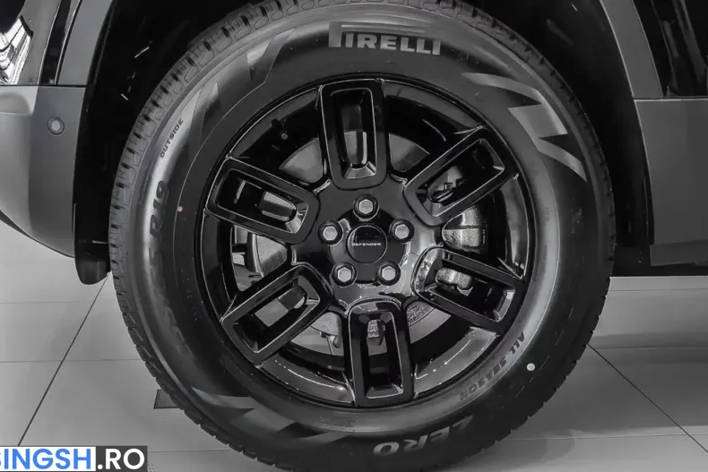 Land Rover Defender din 2026 cu 6.500 km - oferta LAN257883 - foto 5